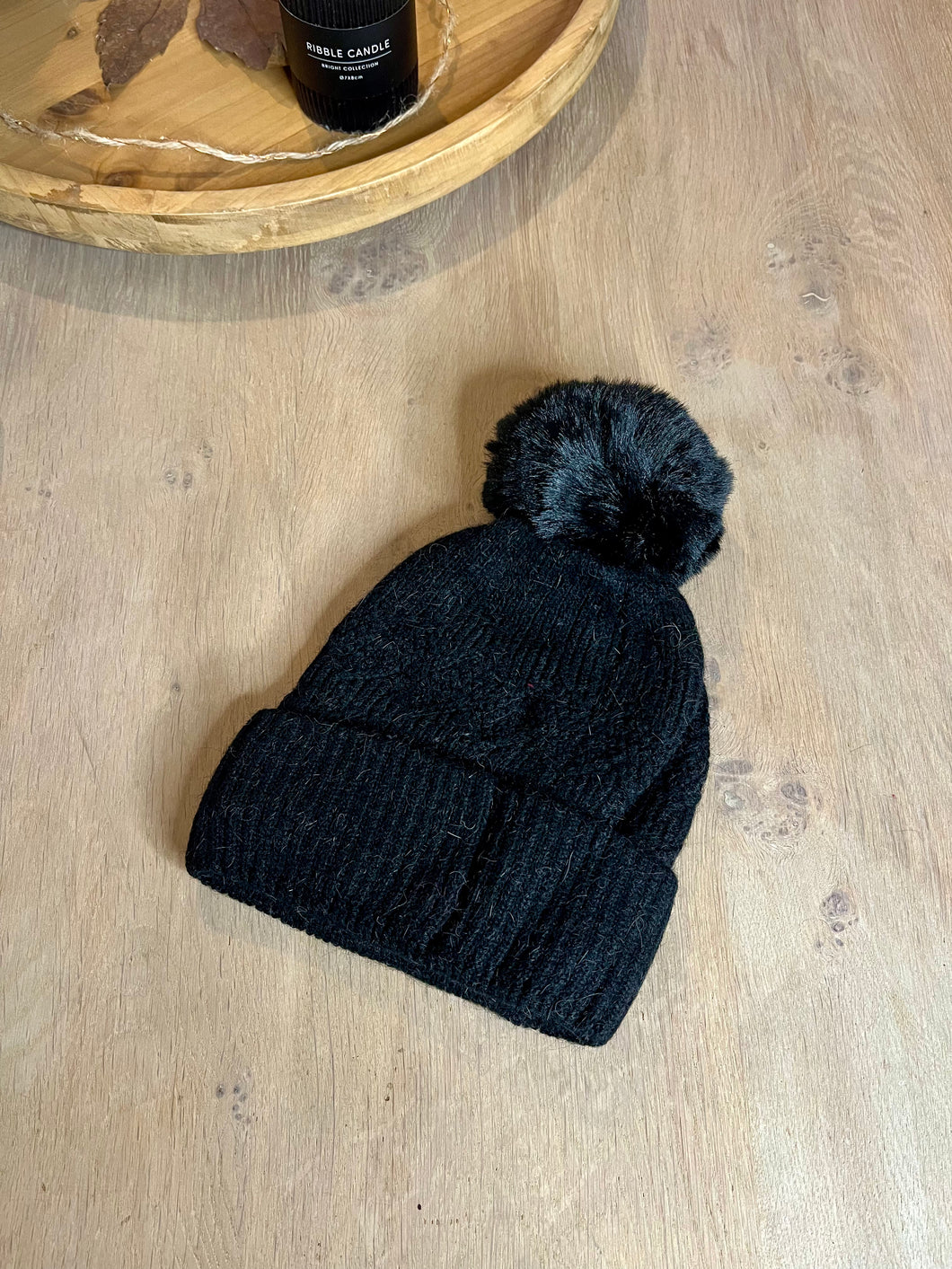 Bonnet pompon noir